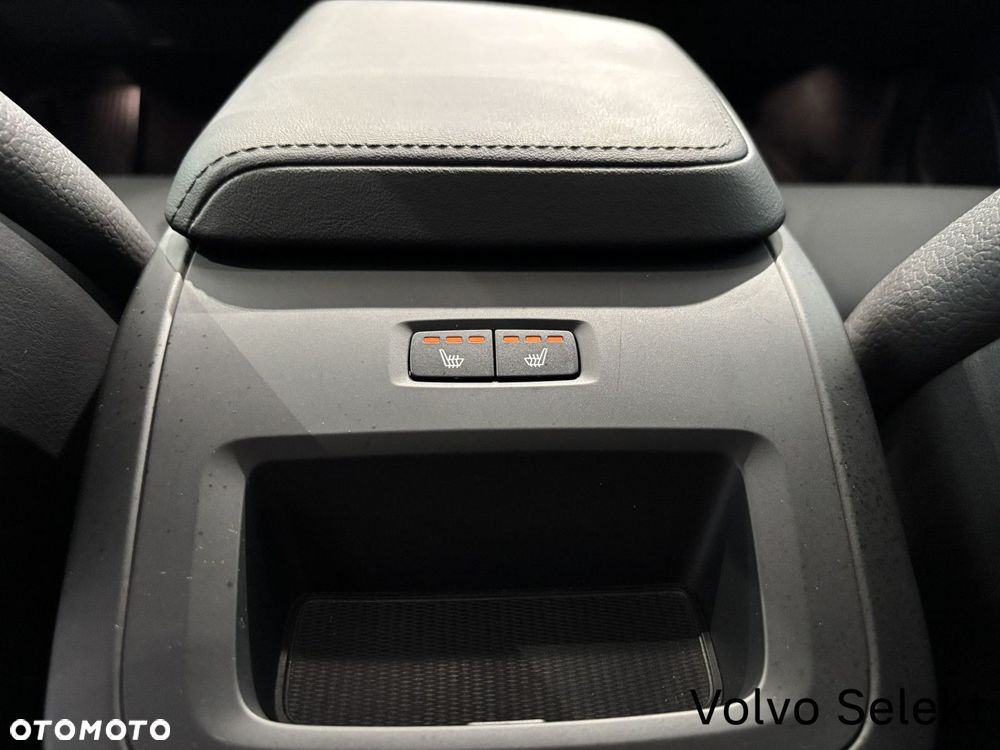 Volvo XC 60 - 24