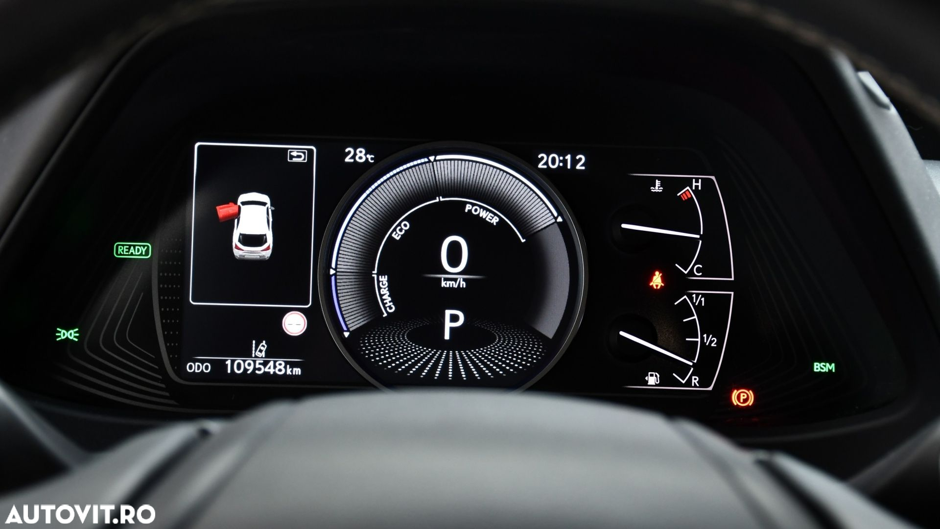 Lexus UX 250h (E-FOUR) Launch Edition - 23