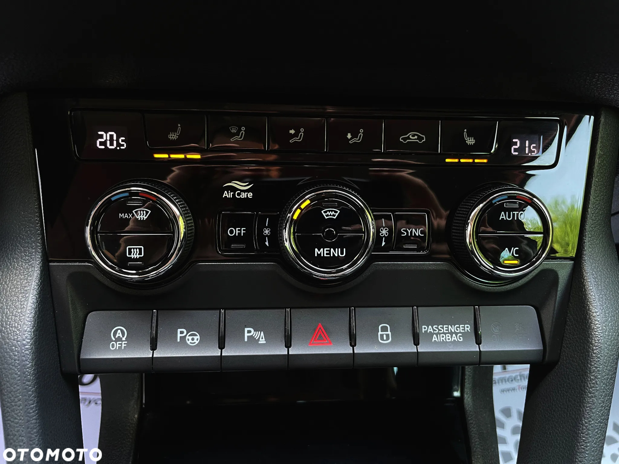 Skoda Karoq 1.5 TSI ACT 4x2 Style DSG - 29