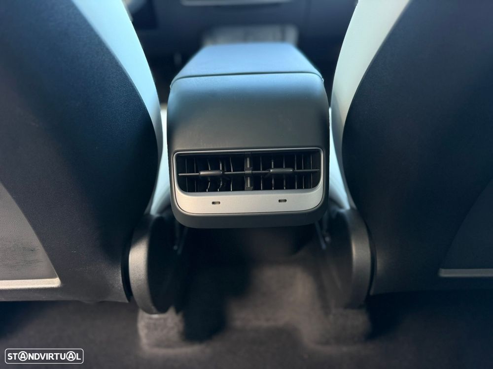 Tesla Model Y Long Range Tração Traseira - 45