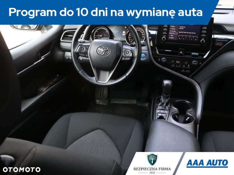 Toyota Camry - 9