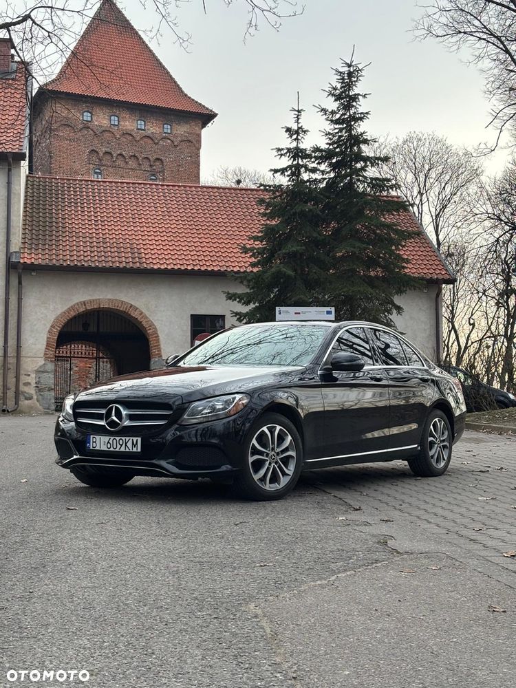 Mercedes-Benz Klasa C 300 9G-TRONIC - 1