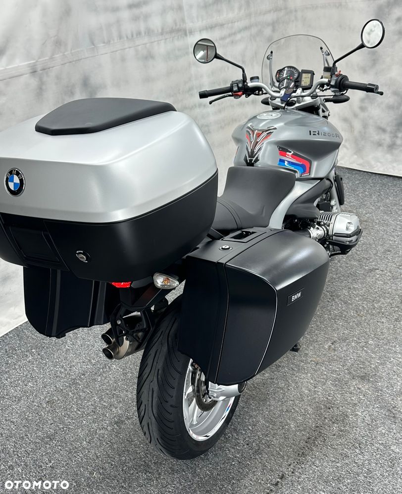 BMW R - 18