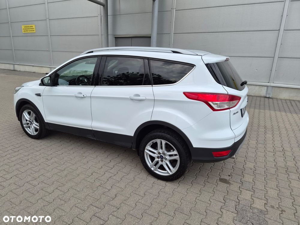 Ford Kuga 2.0 TDCi FWD Titanium - 11