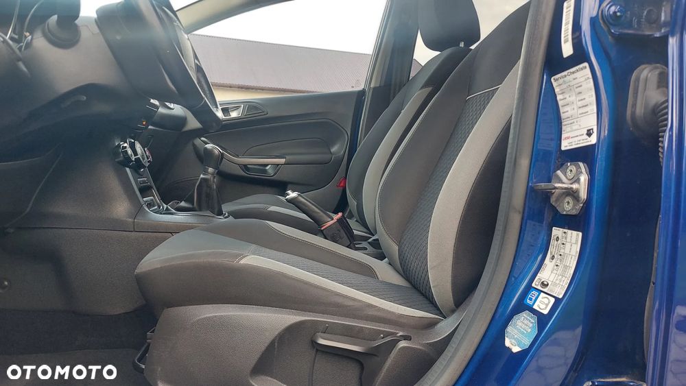 Ford Fiesta - 15