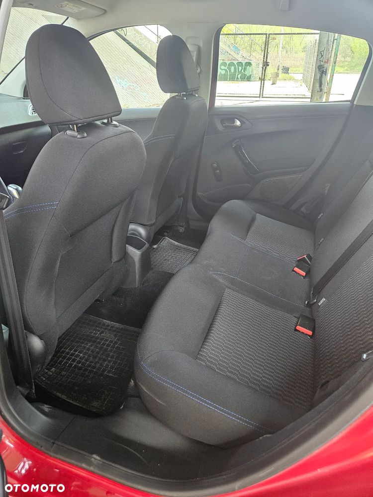 Peugeot 208 1.2 PureTech Active - 21