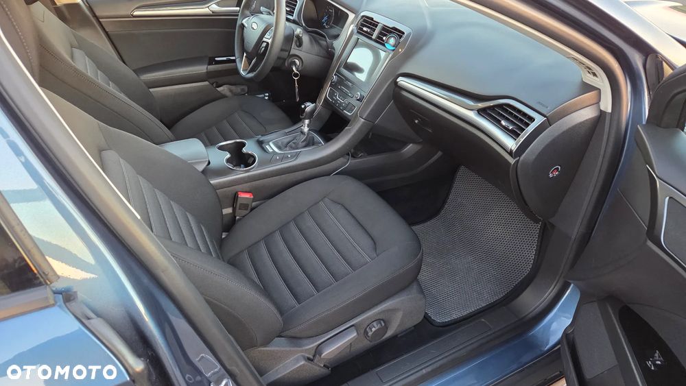 Ford Mondeo 2.0 EcoBlue Titanium - 11