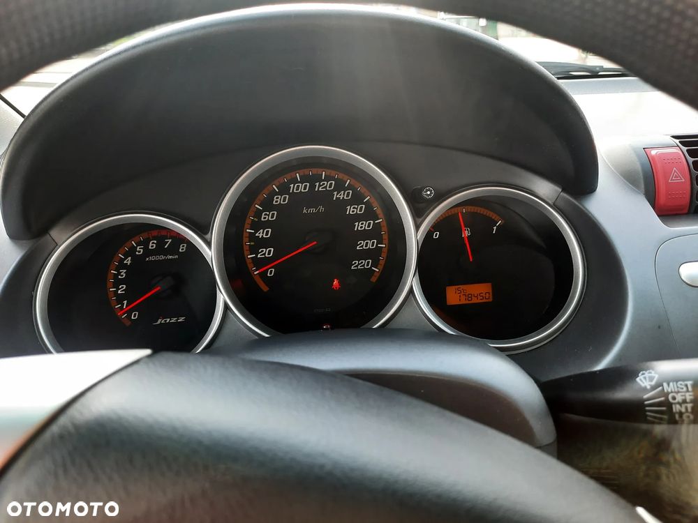 Honda Jazz 1.4 LS - 11