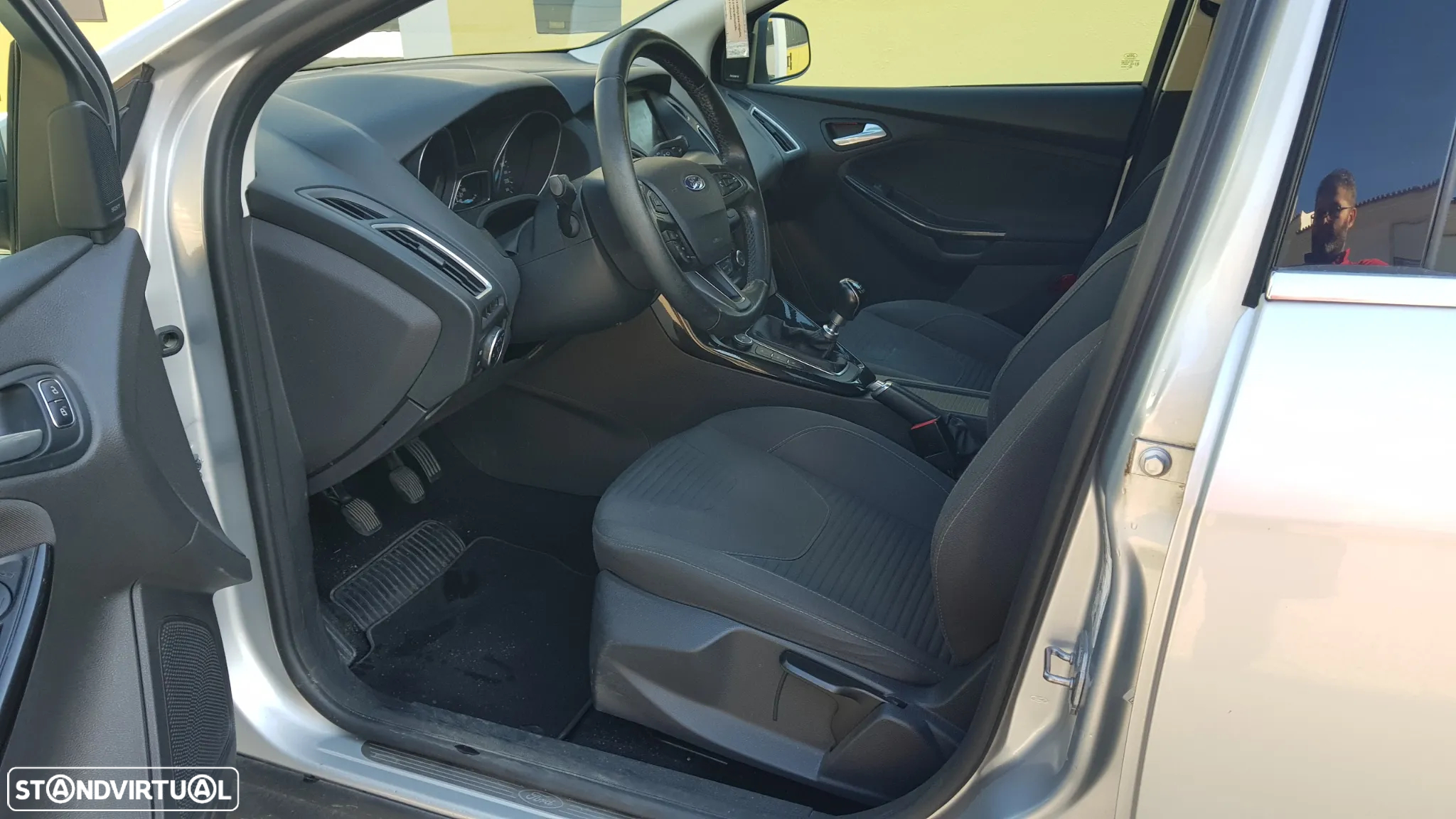 Ford Focus SW 1.0 SCTi Titanium - 10