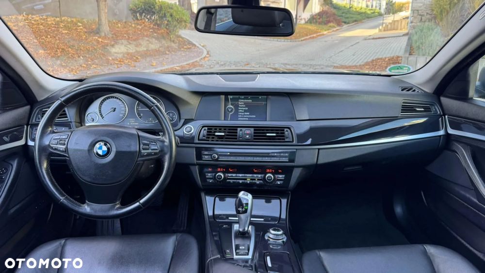 BMW Seria 5 - 38