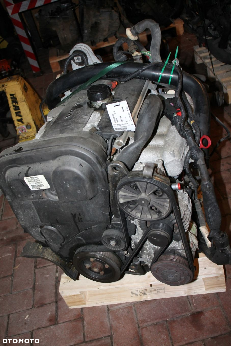 VOLVO V70 S60 S80 XC70 XC90 SILNIK 2.5T B5254T2 - 2
