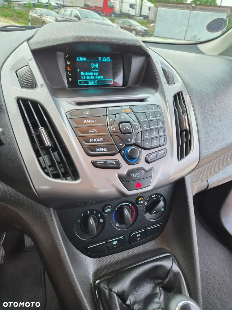 Ford Tourneo Connect 1.5 TDCi Start-Stop Trend - 28