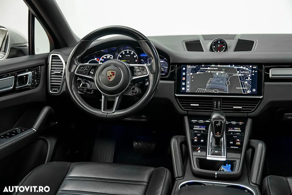 Porsche Cayenne Coupe E-Hybrid Tiptronic S Platinum Edition - 31