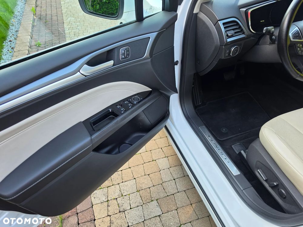 Ford Mondeo 1.5 EcoBoost STart-Stopp Autom Titanium - 15