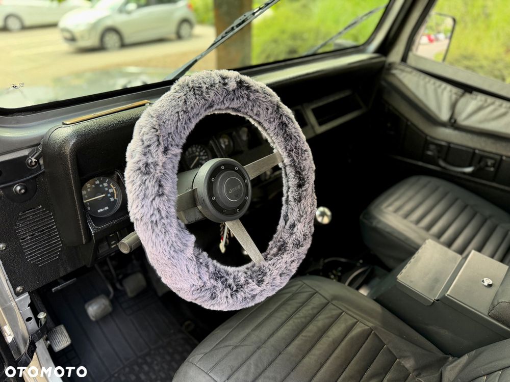 Jeep Wrangler 2.5L - 34