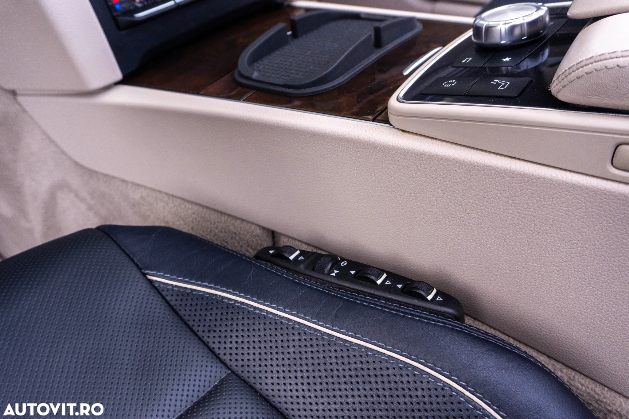 Mercedes-Benz E - 11