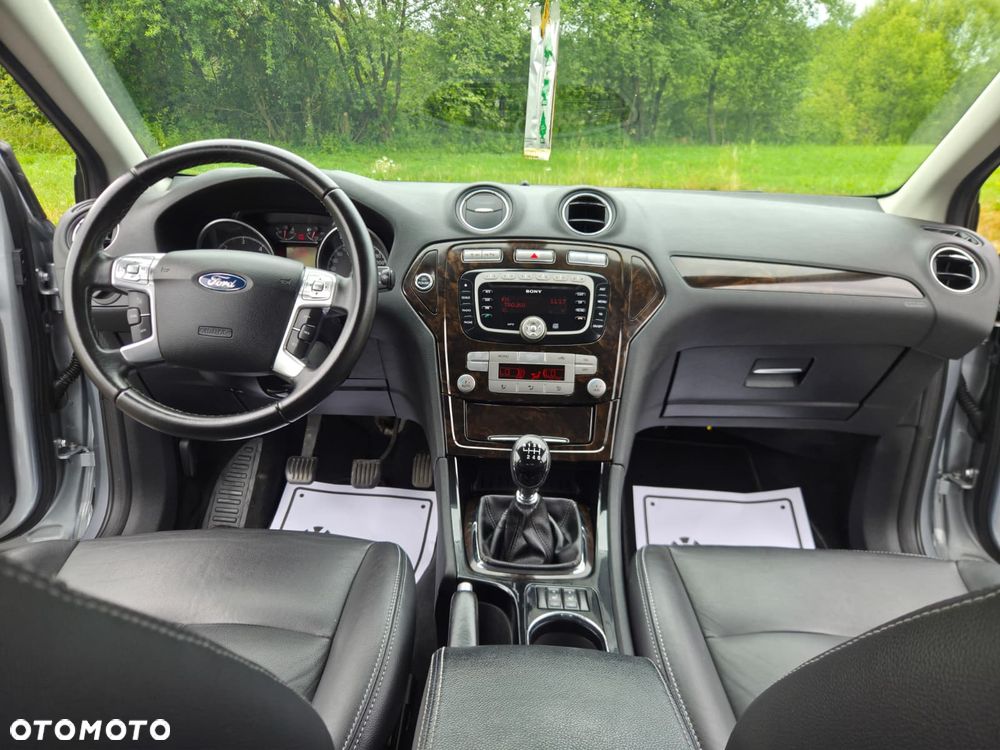 Ford Mondeo 1.8 TDCi Ghia - 12