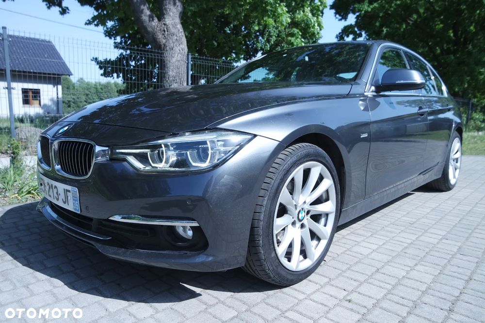 BMW Seria 3 318d Luxury Line - 5