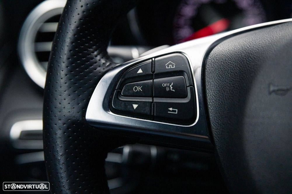 Mercedes-Benz GLC 220 d 4Matic 9G-TRONIC AMG Line - 27