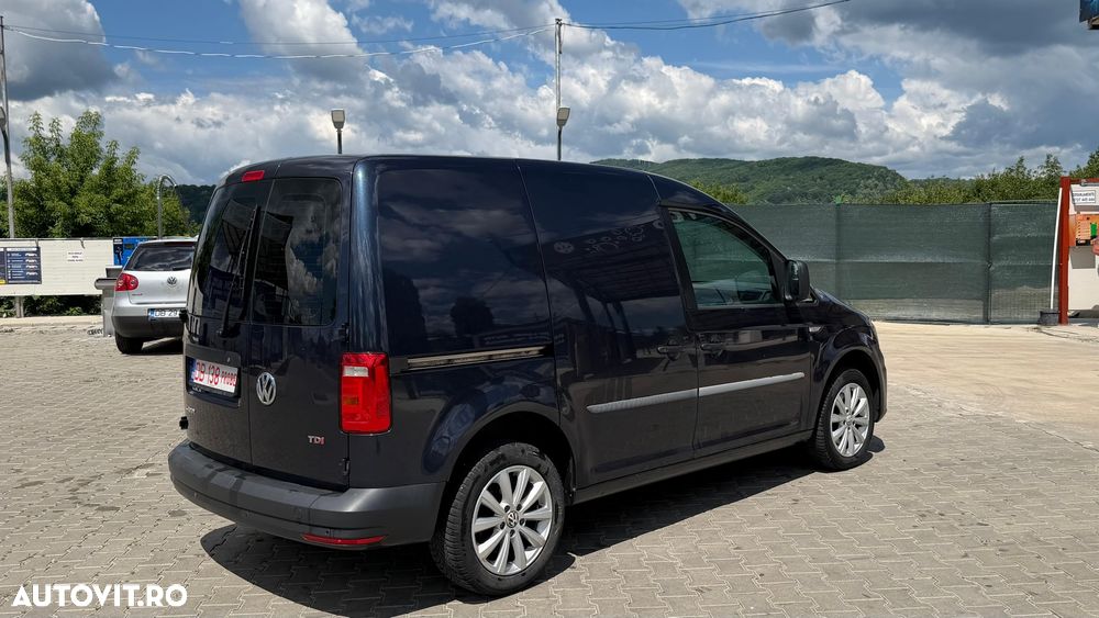 Volkswagen Caddy - 10