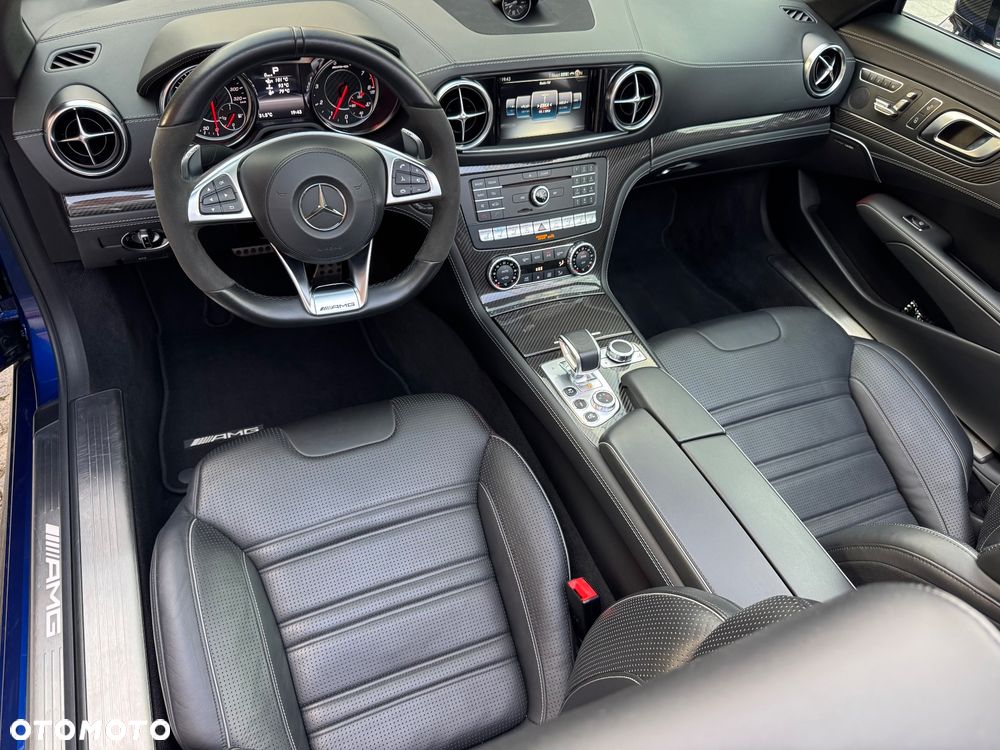 Mercedes-Benz SL 63 AMG - 26