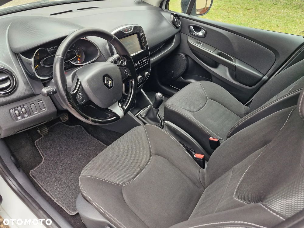 Renault Clio 1.2 16V 75 Life - 6