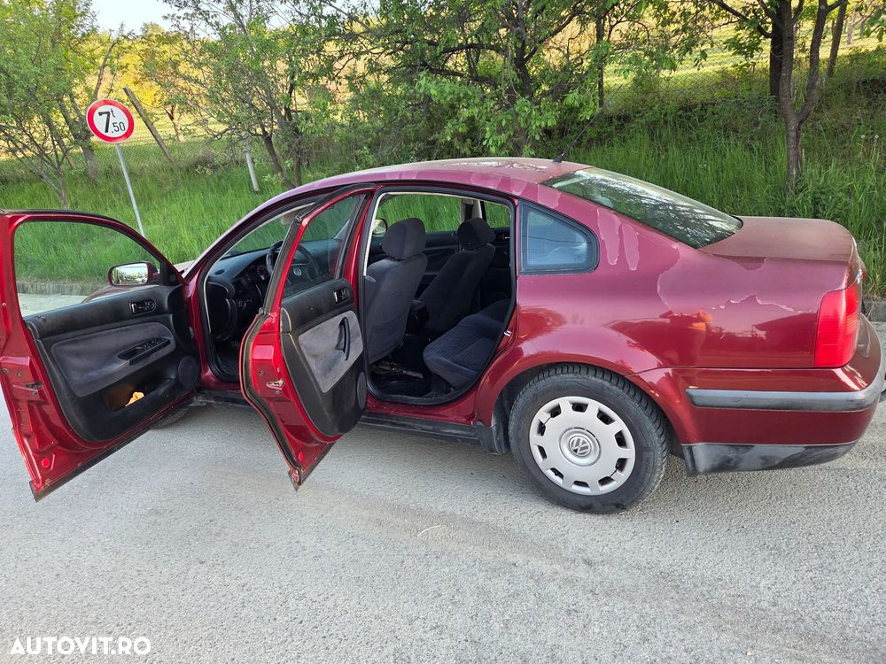 Volkswagen Passat - 5