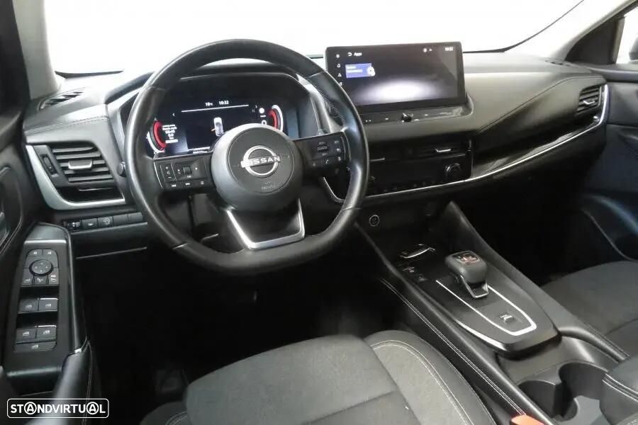 Nissan Qashqai 1.3 DIG-T N-Connecta LED Xtronic — fotografia 18
