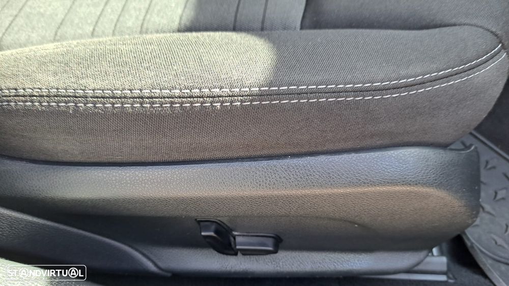 Mercedes-Benz C 200 Station CDI DPF Auto BlueEFFICIENCY Avantgarde - 33