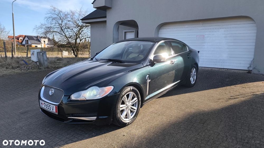 Jaguar XF 3.0 V6 Luxury - 2