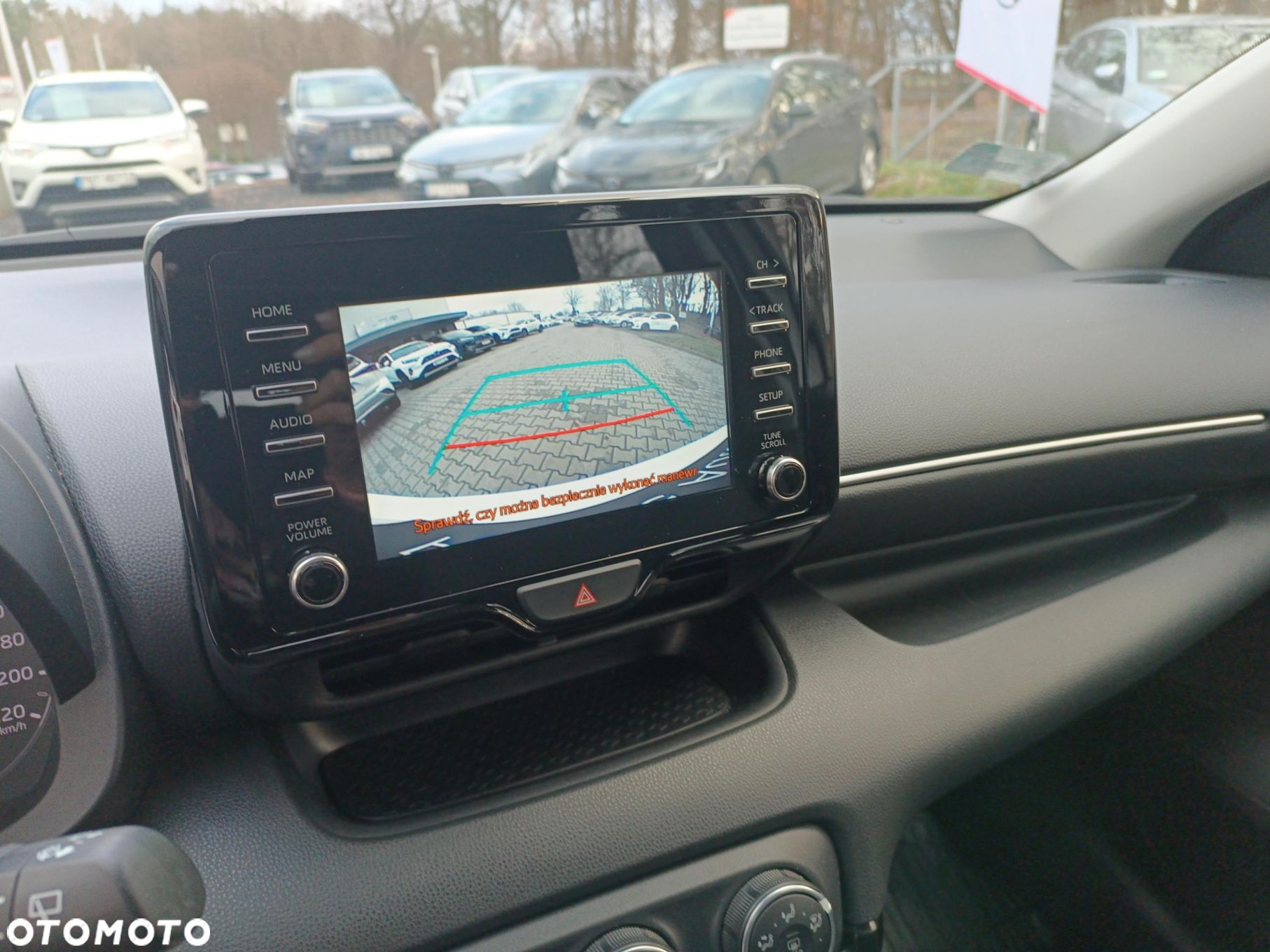 Toyota Yaris 1.0 Comfort - 12