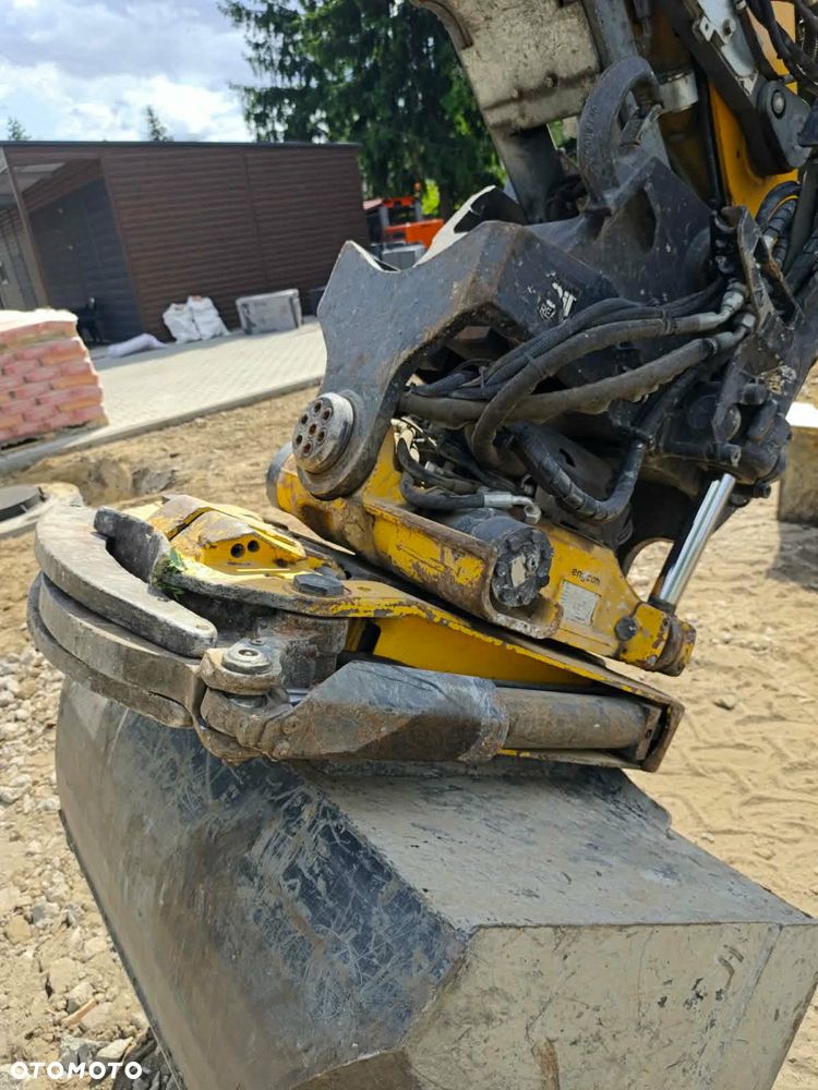 Liebherr A918  Compact - 11