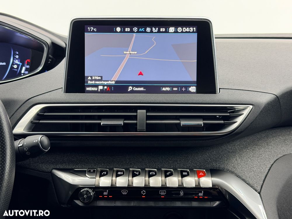 Peugeot 3008 1.2 PureTech Turbo S&S GT-Line - 28