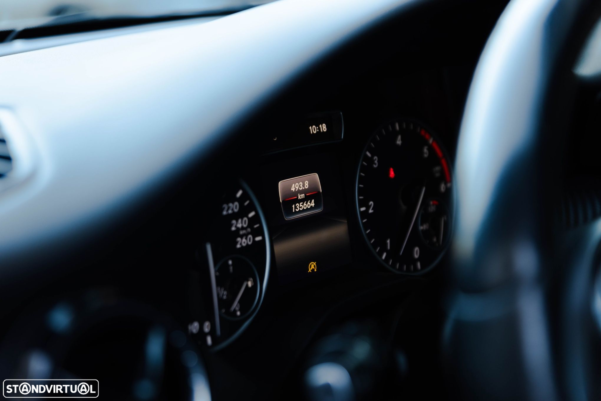 Mercedes-Benz GLA 180 d Urban - 13