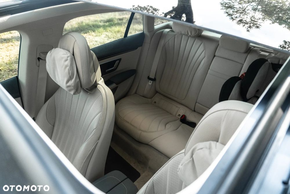 Mercedes-Benz EQS 450+ AMG Line - 12