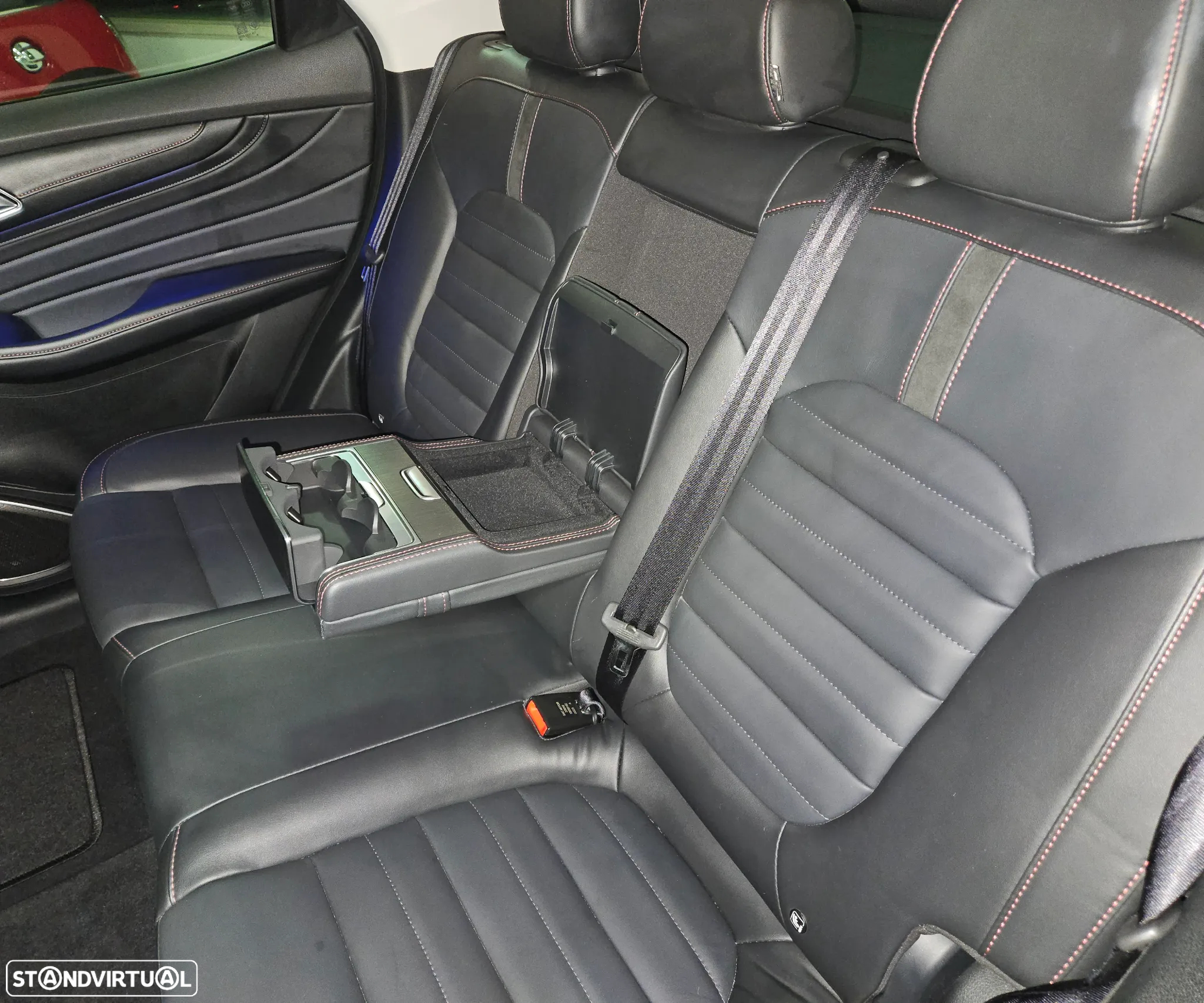 MG EHS 1.5 T-GDI Plug-in Hybrid Luxury - 34