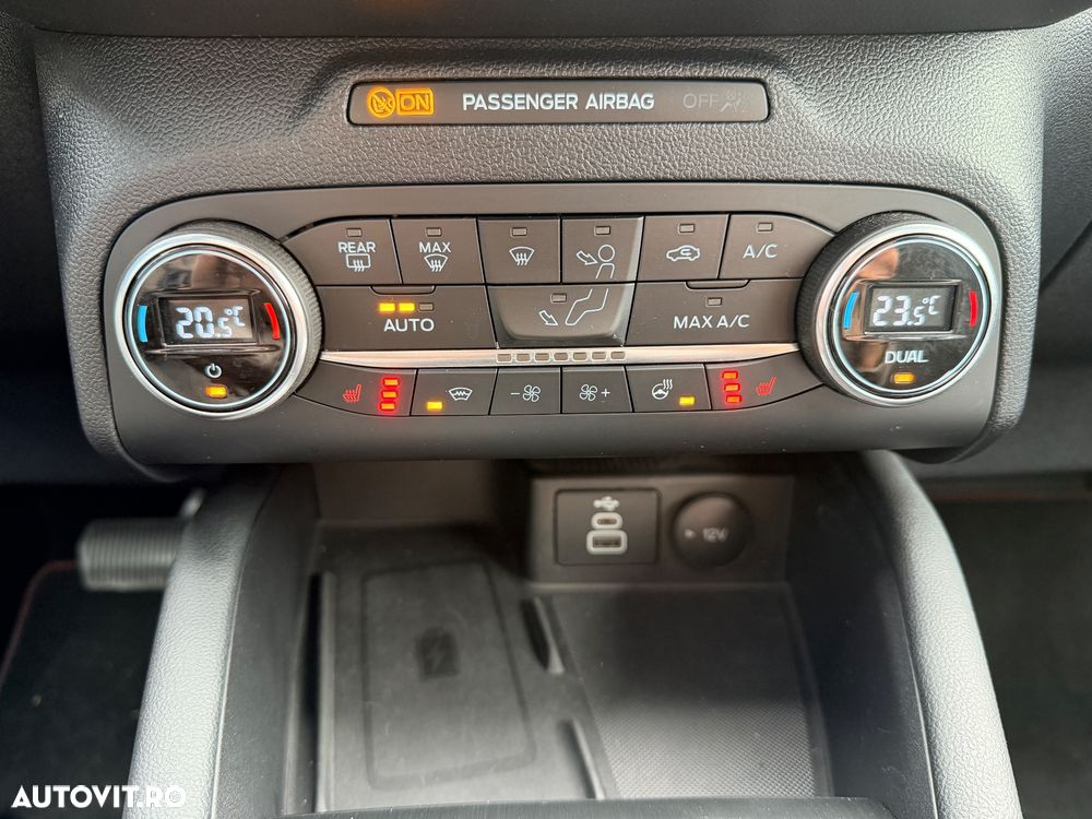 Ford Kuga 2.5 Duratec PHEV ST-LINE X - 25