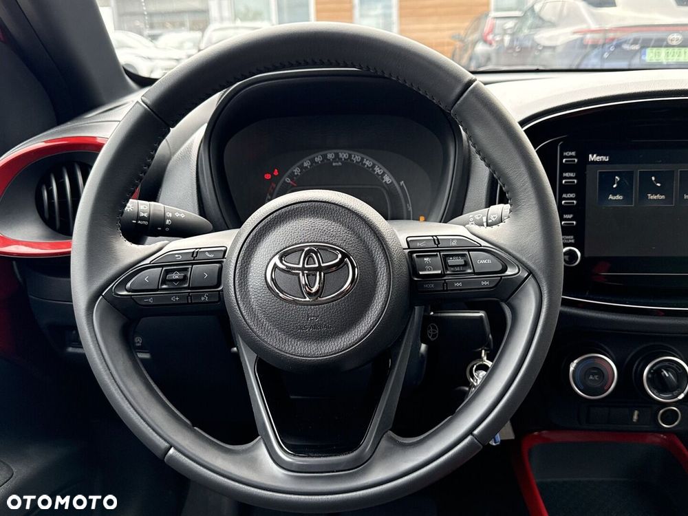Toyota Aygo X - 10
