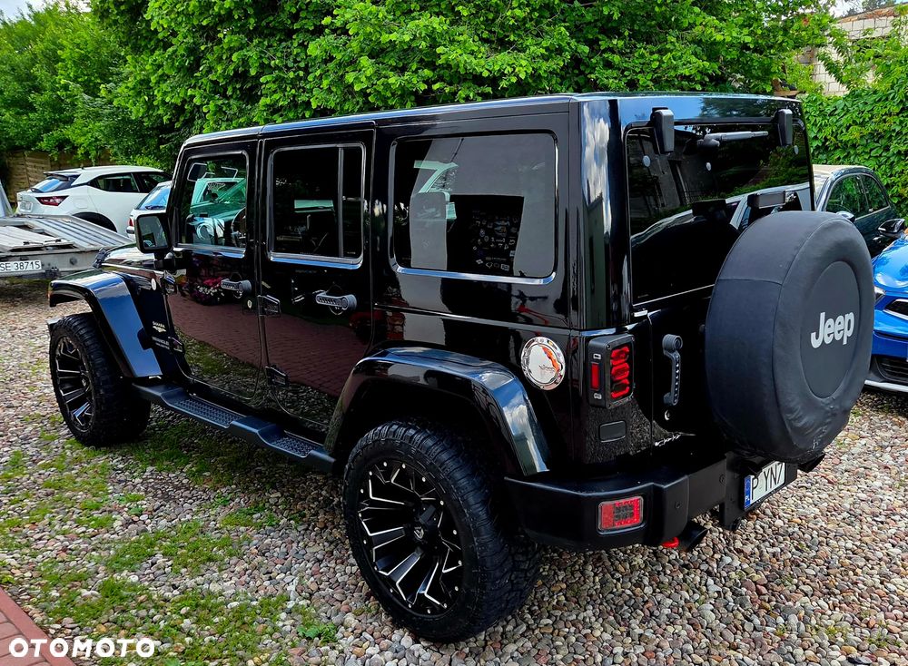 Jeep Wrangler Unlimited 2.8 CRD DPF Automatik Sahara - 4