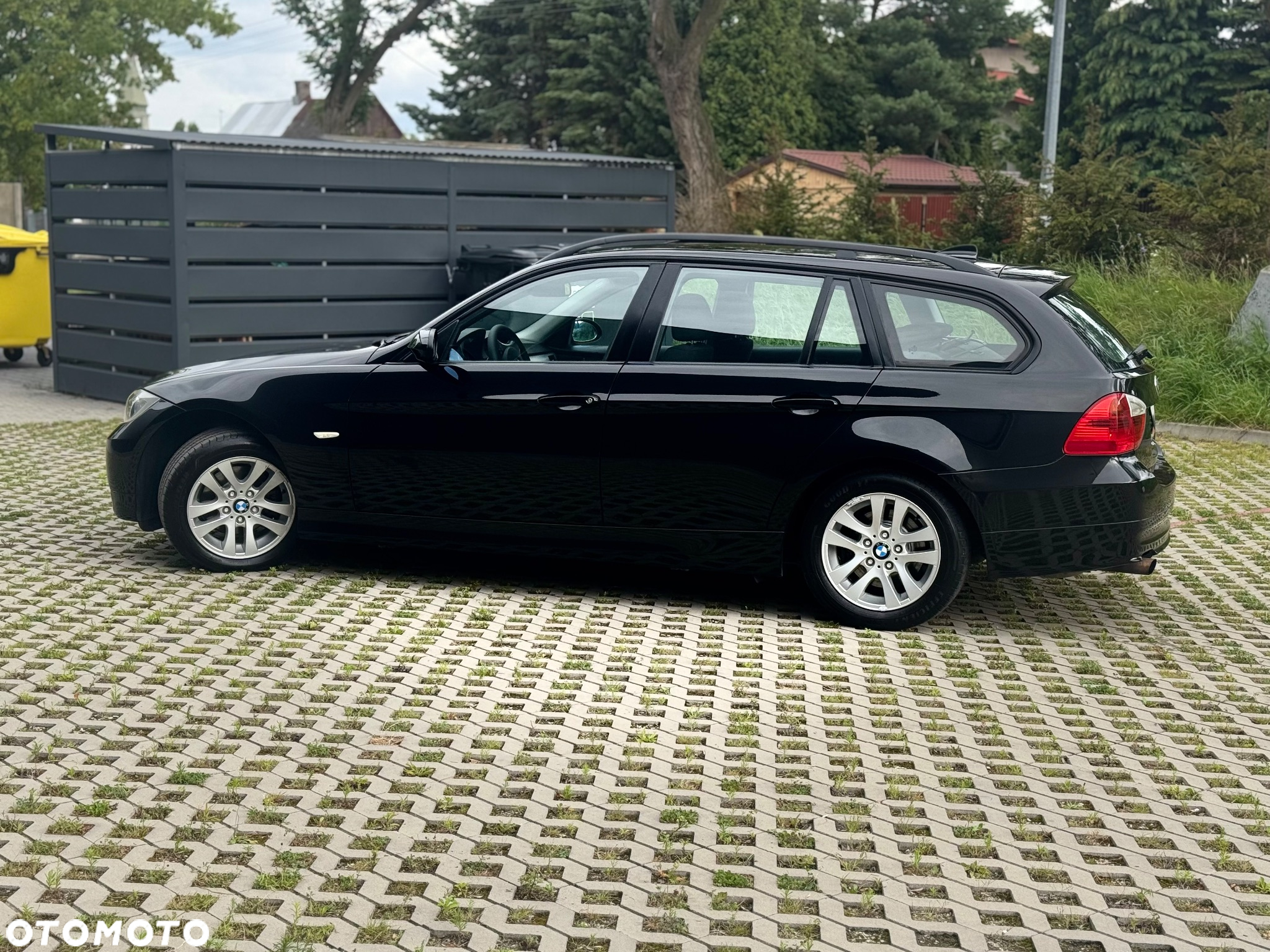BMW Seria 3 318i Touring - 7