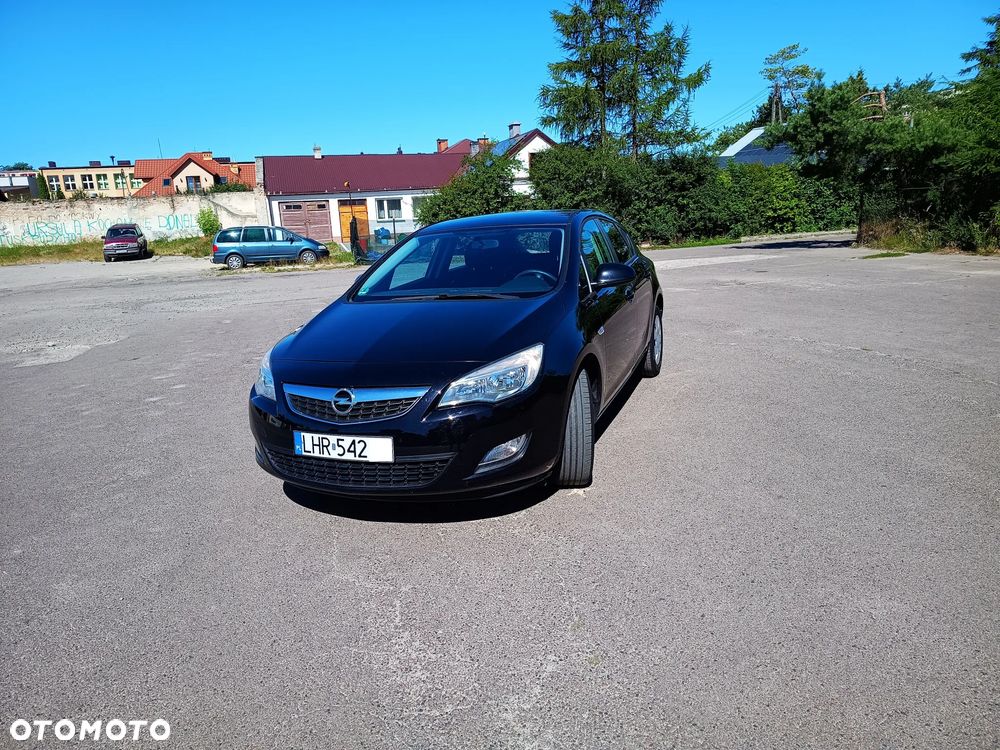 Opel Astra 1.4 Enjoy - 1