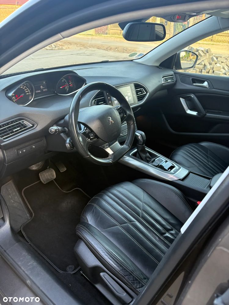 Peugeot 308 BlueHDi FAP 150 Stop&Start Automatik Allure - 14