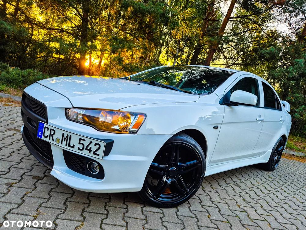 Mitsubishi Lancer 1.6 Invite - 16