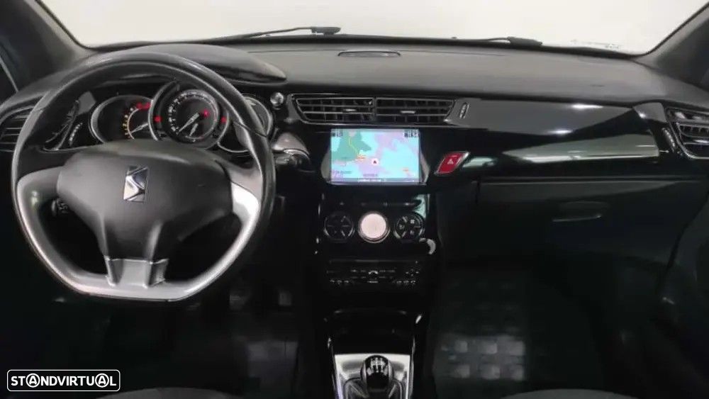 Citroën DS3 1.6 HDi Airdream So Chic - 24