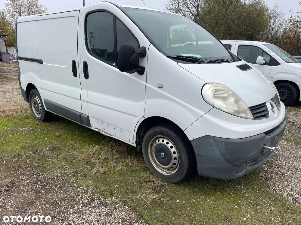 Renault trafic - 5
