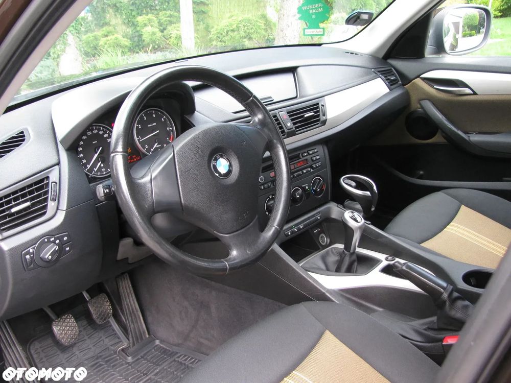 BMW X1 - 15