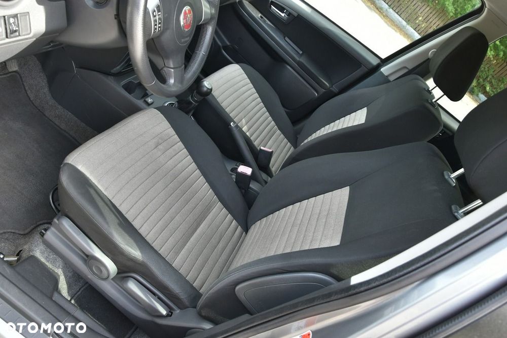 Fiat Sedici - 26