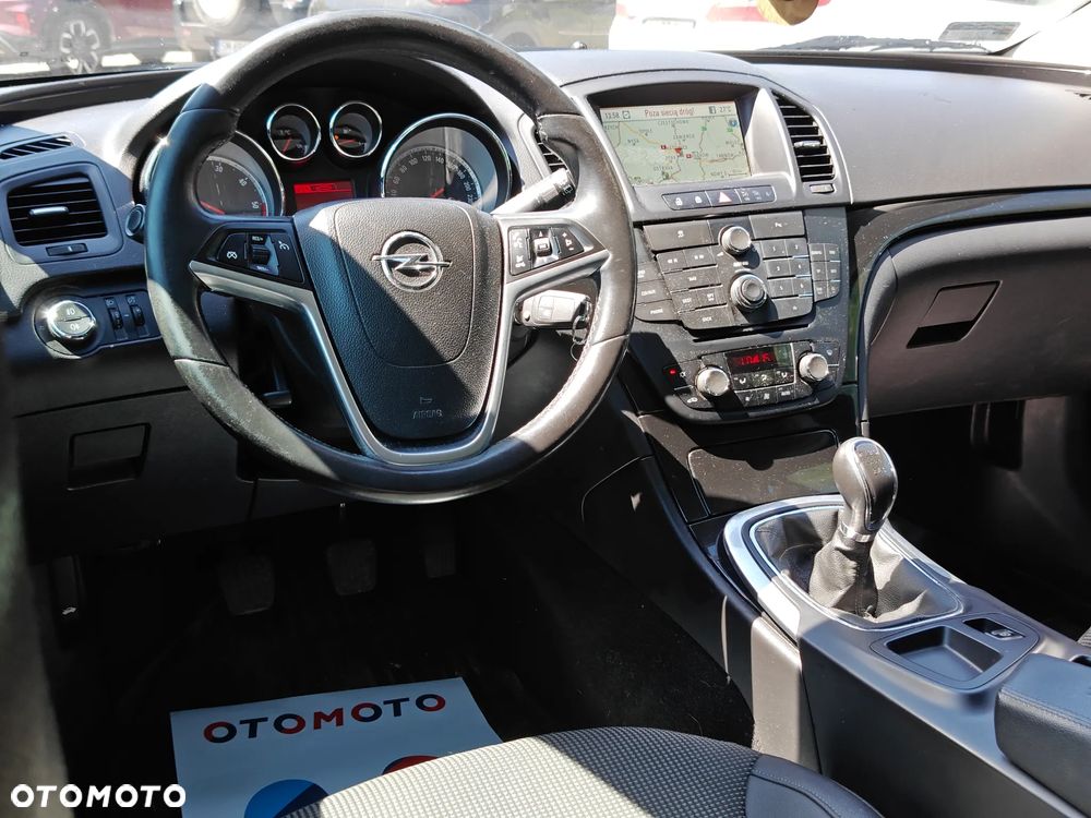 Opel Insignia 2.0 CDTI - 16