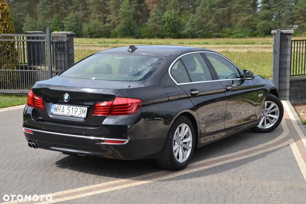 BMW Seria 5 520d Luxury Line - 17