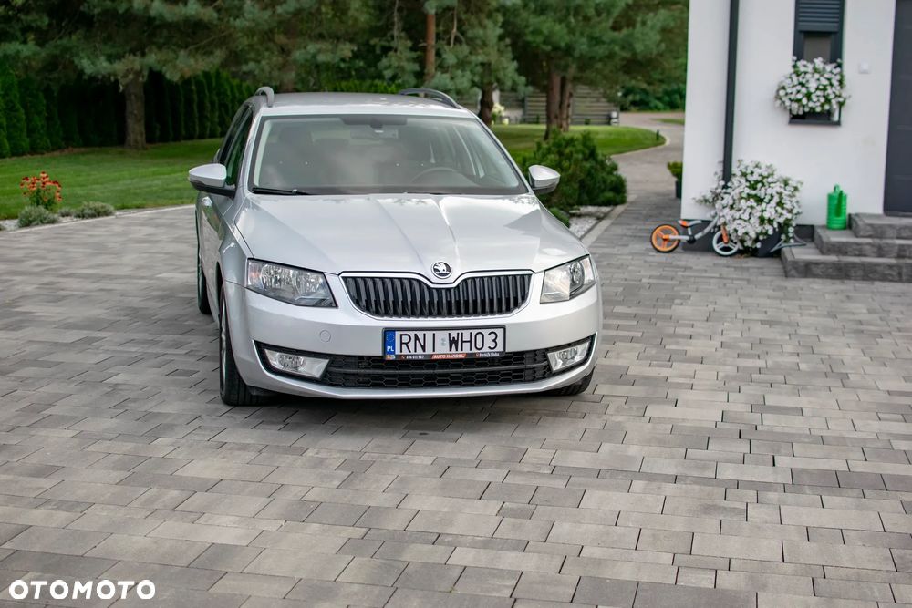 Skoda Octavia - 2